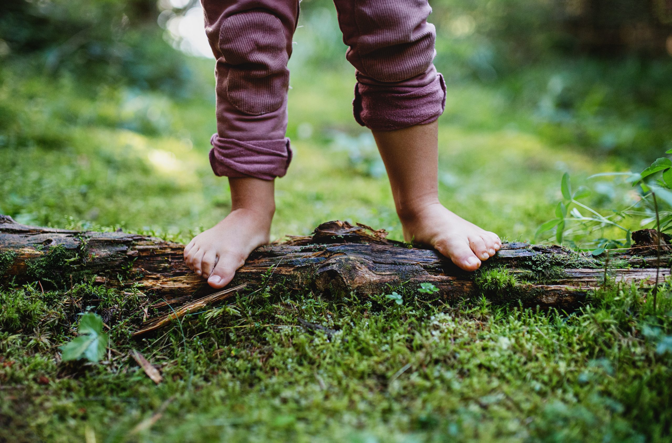 Barefoot Or Shoes Finding The Right Footwear For Your Child Chicago 